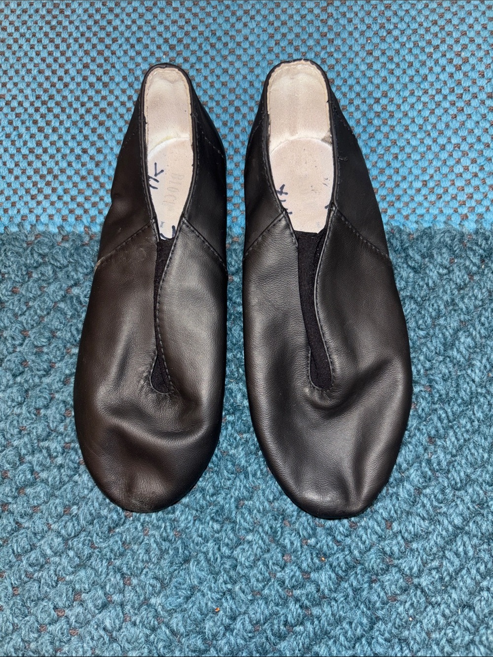 Bloch Black Leather Jazz Shoes for Kids size 1